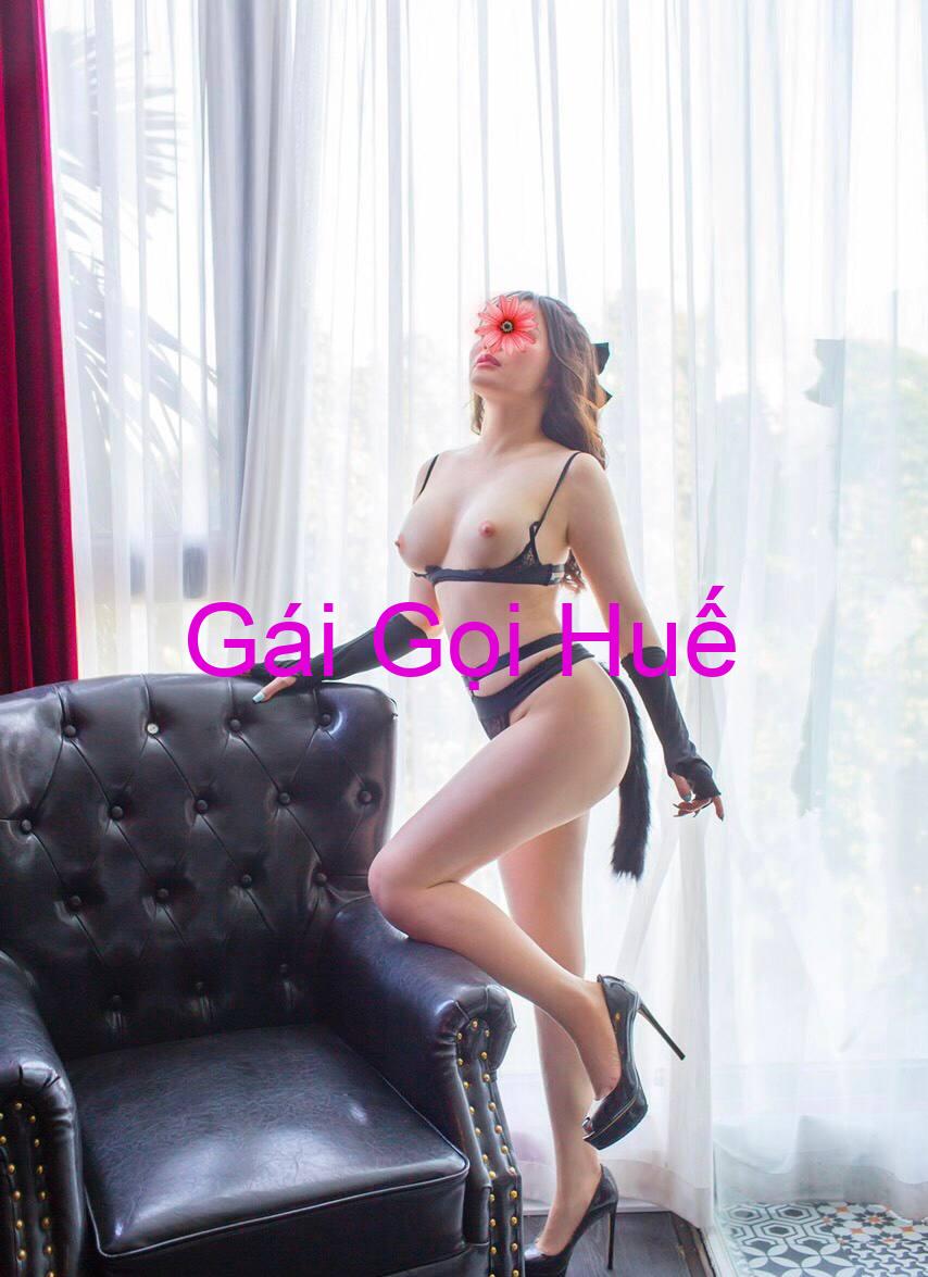 Thảo Vy-Em Gái ngoan dễ thương ngọt ngào tình cảm