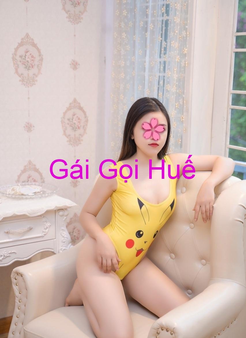 Như Ngọc – Giai Nhân Huế Xinh Đẹp Với Body Siêu Mượt